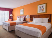 Fullerton hotels Howard